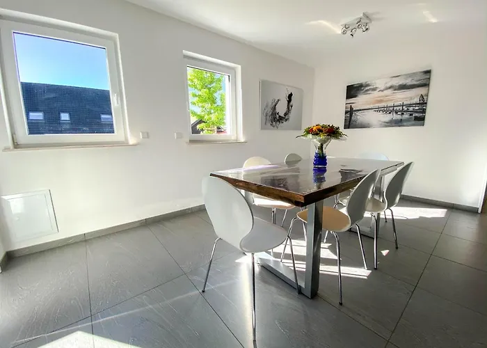 Apartment Schanzenstrasse 690 M Ue. M